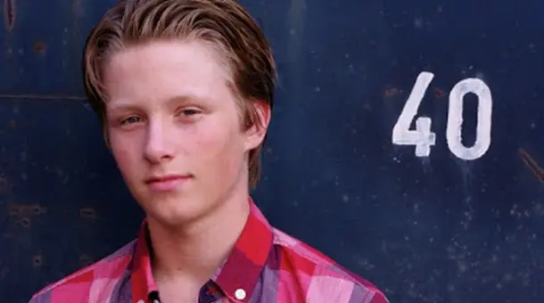 STYLE : Jelle Florizoone likes Hilfiger Denim