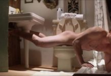 Zac Efron montre ses fesses dans That Awkward moment