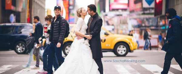 PEOPLE : Zach Braff, pro du photobombing