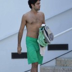 adrian-grenier-12052013-01-675×900