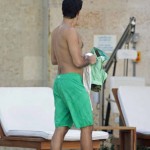 adrian-grenier-12052013-04-675×900