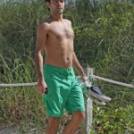 adrian-grenier-12052013-08-675×900