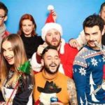 joe-jonas-holiday-pulls