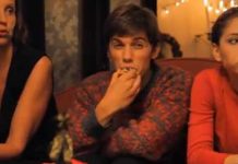 Typique – Saison 2 – Episode 8: « Joyeux Noël »