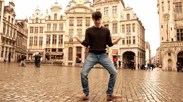 MUSIQUE : HAPPY by Trends Hunter