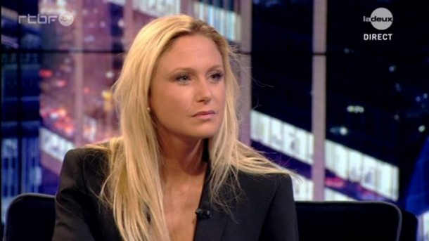 PEOPLE : Julie Taton et les bougies