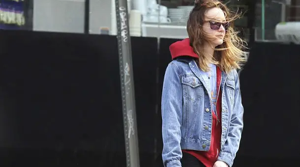 STYLE : look urbain pour Leighton Meester