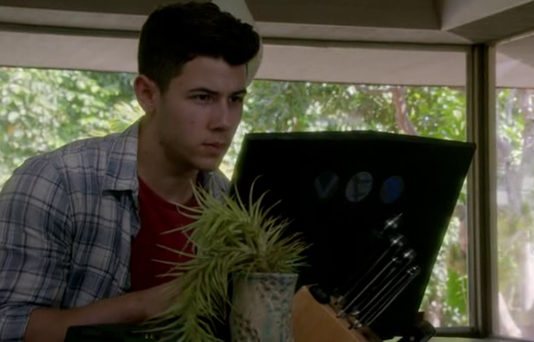 HAWAII 5-0 : Nick Jonas pour le final de la saison 4
