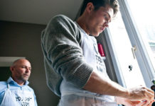 Un modèle du dimanche, spécial Fête des pères : Cesar Casier et son daddy cool