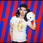 joejonas_galore_dsquared2_610x406