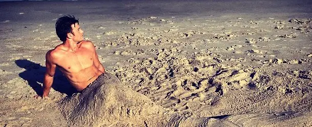 PEOPLE : Scott Eastwood, the new little mermaid