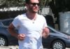 STYLE : Ed Westwick fait du jogging en tongs