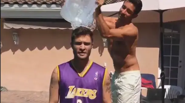 Ice Bucket Challenge : Ed Westwick
