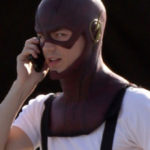 grant-gustin-shirtless-the-flash-08202014-07-610×340