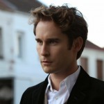 photo-Les-Petits-meurtres-d-Agatha-Christie-Le-couteau-sur-la-nuque-2012-2