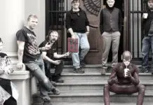 THE FLASH : Grant Gustin with friends