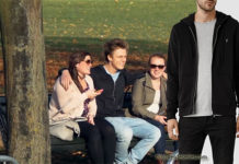 VLOG : Can you pick up girls with 5SOS lyrics and ALL SAINTS hoodie?