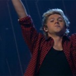 niall_chechshirt