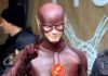 THE FLASH : Grant Gustin on the set