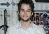STYLE : Dylan O’Brien et une chemise ‘orgie’