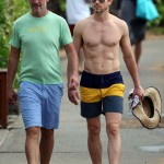 matt-bomer-shirtless-beach-05202015-29-675×900