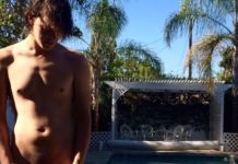 OOPS : Israel Broussard naked on Twitter