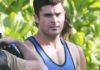 SEXY : Zac Efron in wrestling singlet