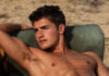 SEXY : Gregg Sulkin met le paquet pour Flaunt