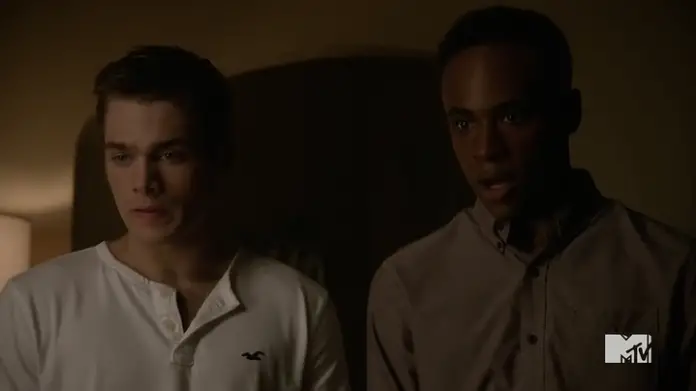 TEEN WOLF : Hollister in s5ep13