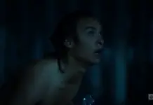 FEAR THE WALKING DEAD : Nick Clark (Frank Dillane), naked in s2ep4