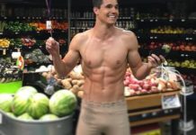 WEIRD : Robbie Amell almost naked in a supermarket