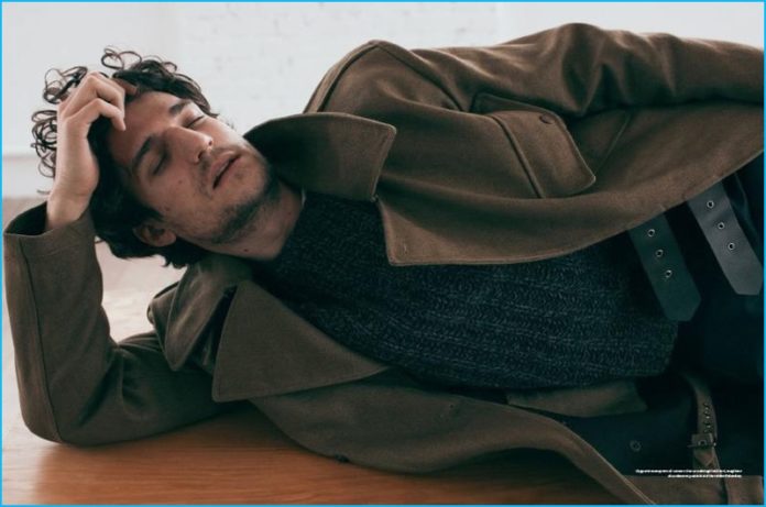 PHOTOS : Louis Garrel est l’Homme Officiel de l’automne Louis Garrel