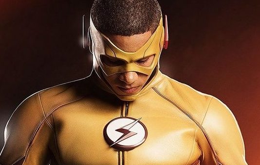 THE FLASH : premières photos de Keynan Lonsdale en Kid Flash
