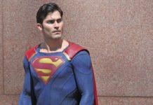 SUPERGIRL : Superman on the set