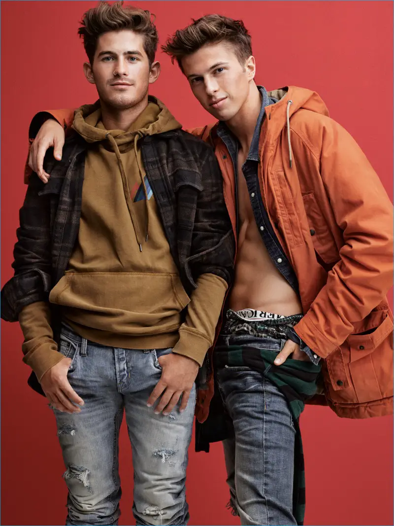 american-eagle-2016-holiday-campaign-007