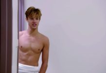 SEXY : Nude massage for Cameron Dallas
