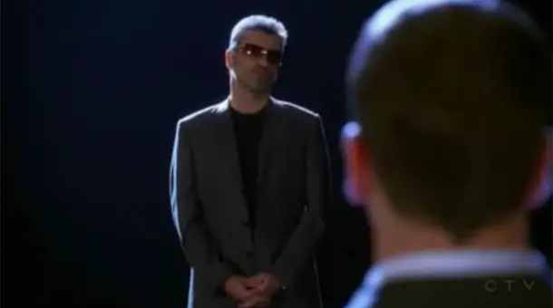 SÉRIE : George Michael en guest star