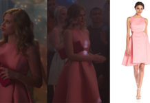 RIVERDALE : pink ball dress for Betty in s1ep01