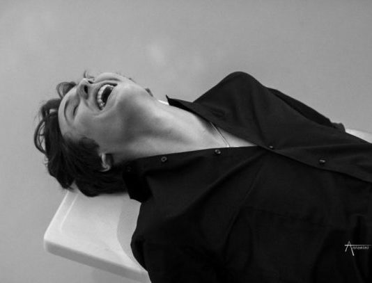 MUSIQUE : Nemo Schiffman s’en fiche… ou pas