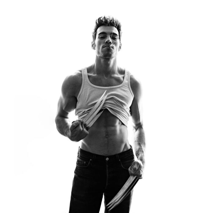 SEXY : Alexis Loizon sort les griffes