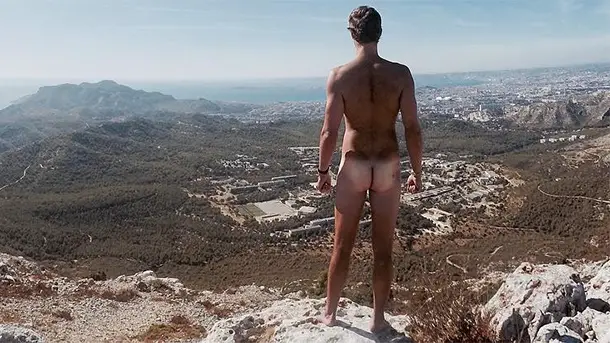 UN MODÈLE DU DIMANCHE : Thibaut Morel se dévoile totalement