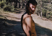 SEXY : Cesar Casier nu