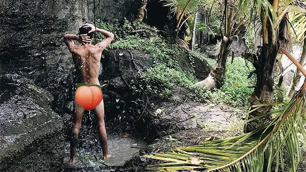 SEXY : Natural shower for Alex Domenech