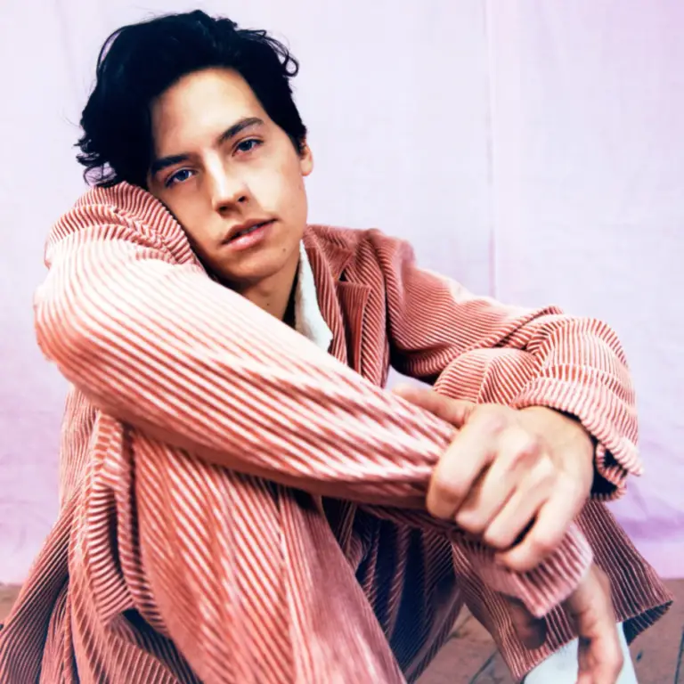 STYLE : Cole Sprouse covers ASOS mag