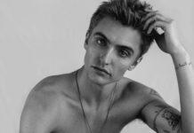 SEXY : Hart Denton shirtless