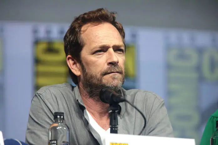 CARNET NOIR : Luke Perry, la star de Beverly Hills 90210 et de Riverdale, est décédé