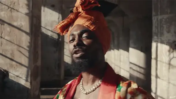 MUSIQUE : Sacrifices par Dreamville et des idées de look