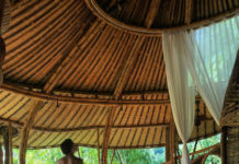 SEXY : Axel Auriant, Bali, pas ballot