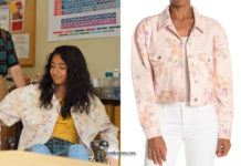 Never Have I Ever : Devi’s Pink floral jacket in S1E01