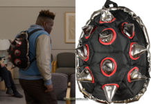 13 REASONS WHY : a Spiked Black-Red Shell Backpack in S4E10